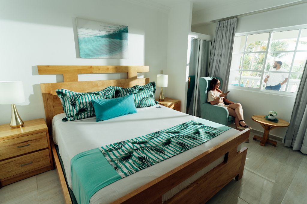 Crown & Residence Suites